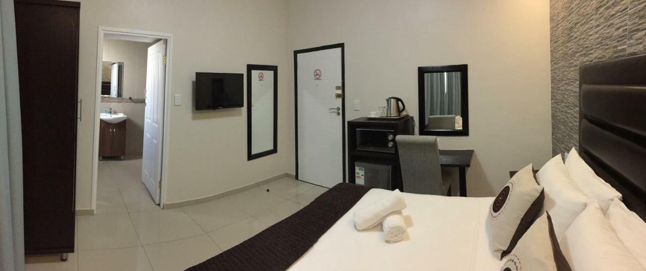 Bayside Hotel Empangeni Luaran gambar