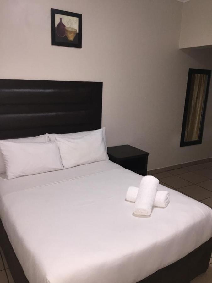 Bayside Hotel Empangeni Luaran gambar